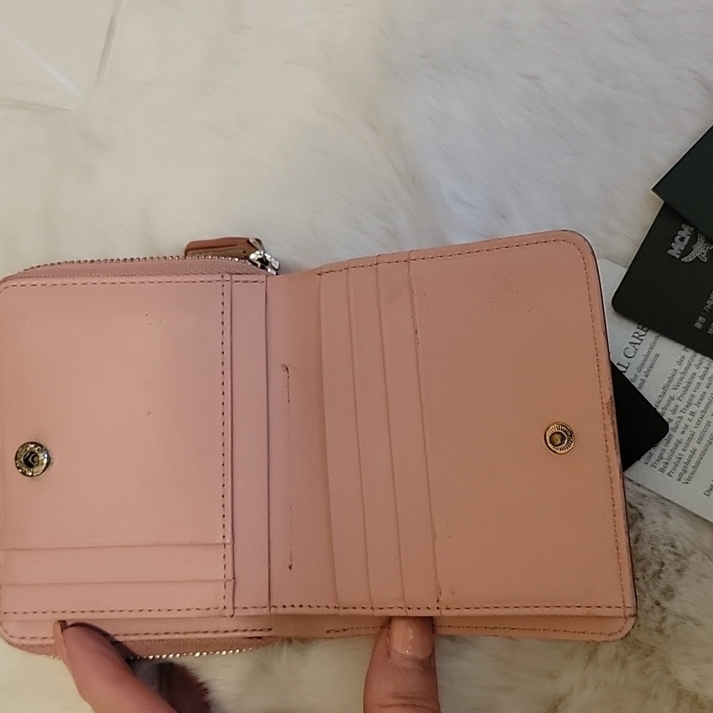 MCM Blush Pink Leather Wallet - Picture 4 of 10